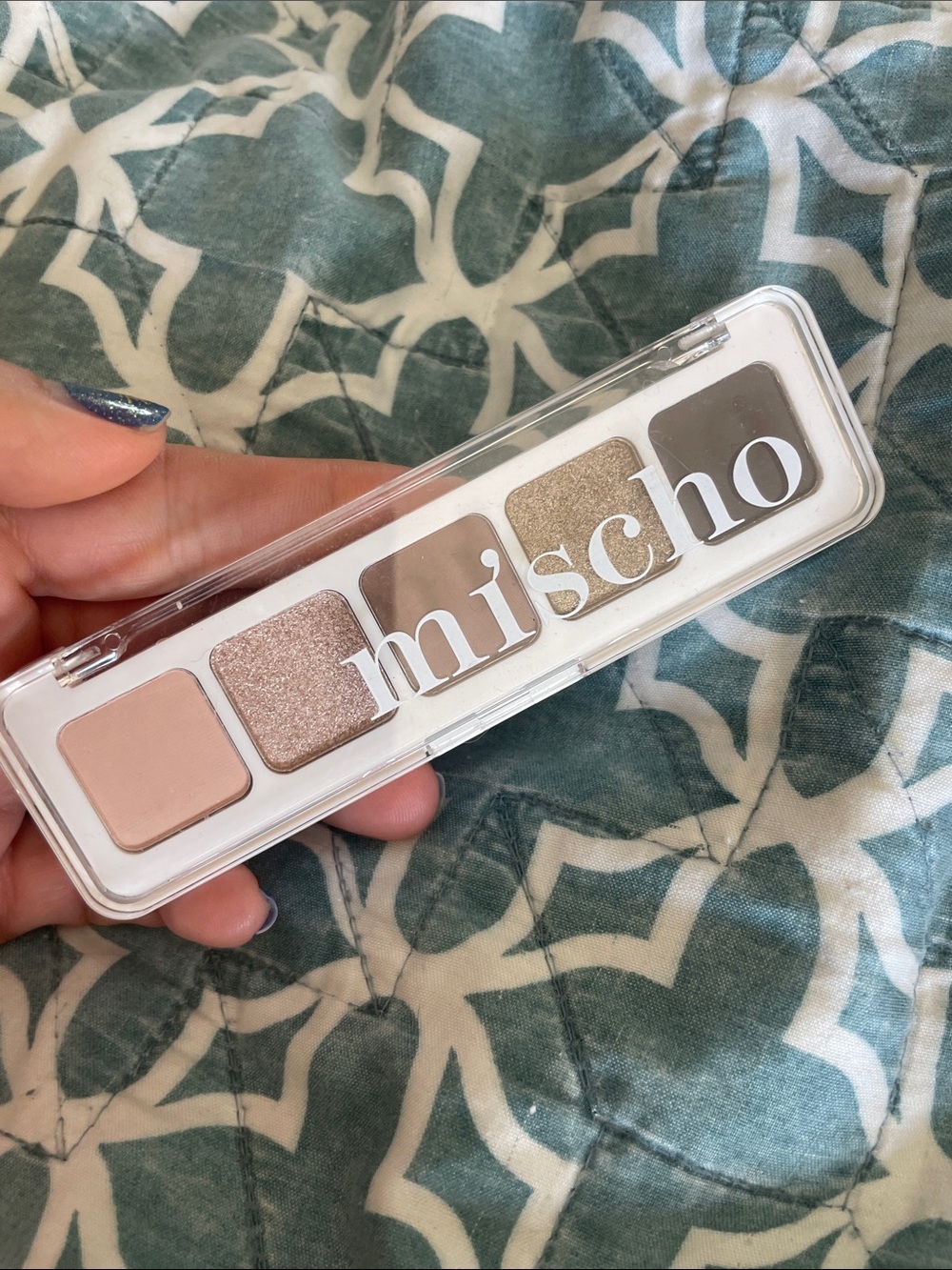 mischo Neutral Eyeshadow Quad — Soft Pink & Taupe Shades